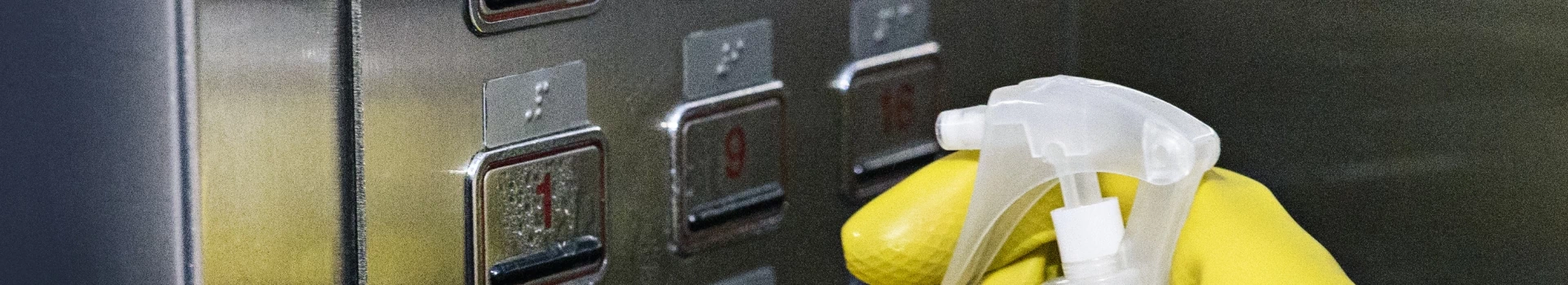 czyszczenie przycisków w windzie